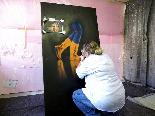 Objektbemalung - Schuhtrockner bei Installationen Beer in Au / Vorarlberg - ART and AIR Vorarlberg Sulzberg Heike Birkenbusch - Bild 18